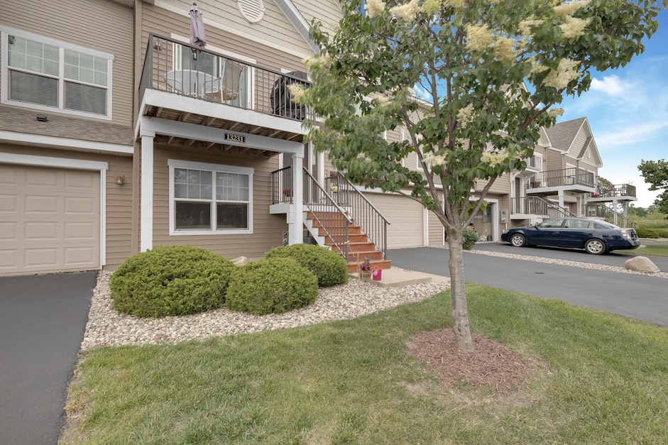 13231 Virginia Avenue South, Savage, MN 55378, Presented by David Nelson, Remax Advantage Plus